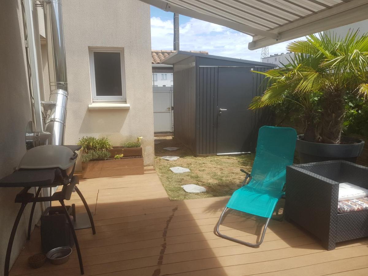 Joli Appartement 50 M2 Classe 3 Etoiles Avec Terrasse Et Jardin لا روشيل المظهر الخارجي الصورة