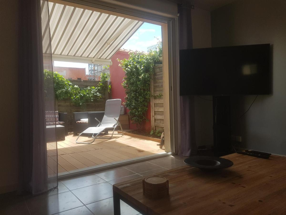 Joli Appartement 50 M2 Classe 3 Etoiles Avec Terrasse Et Jardin لا روشيل المظهر الخارجي الصورة